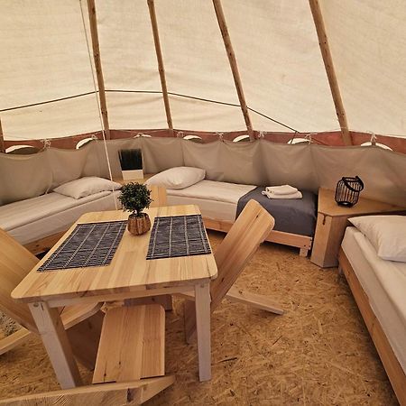 فندق Indiana Camp - 150 M Od Suntago Park Grabce-Towarzystwo المظهر الخارجي الصورة
