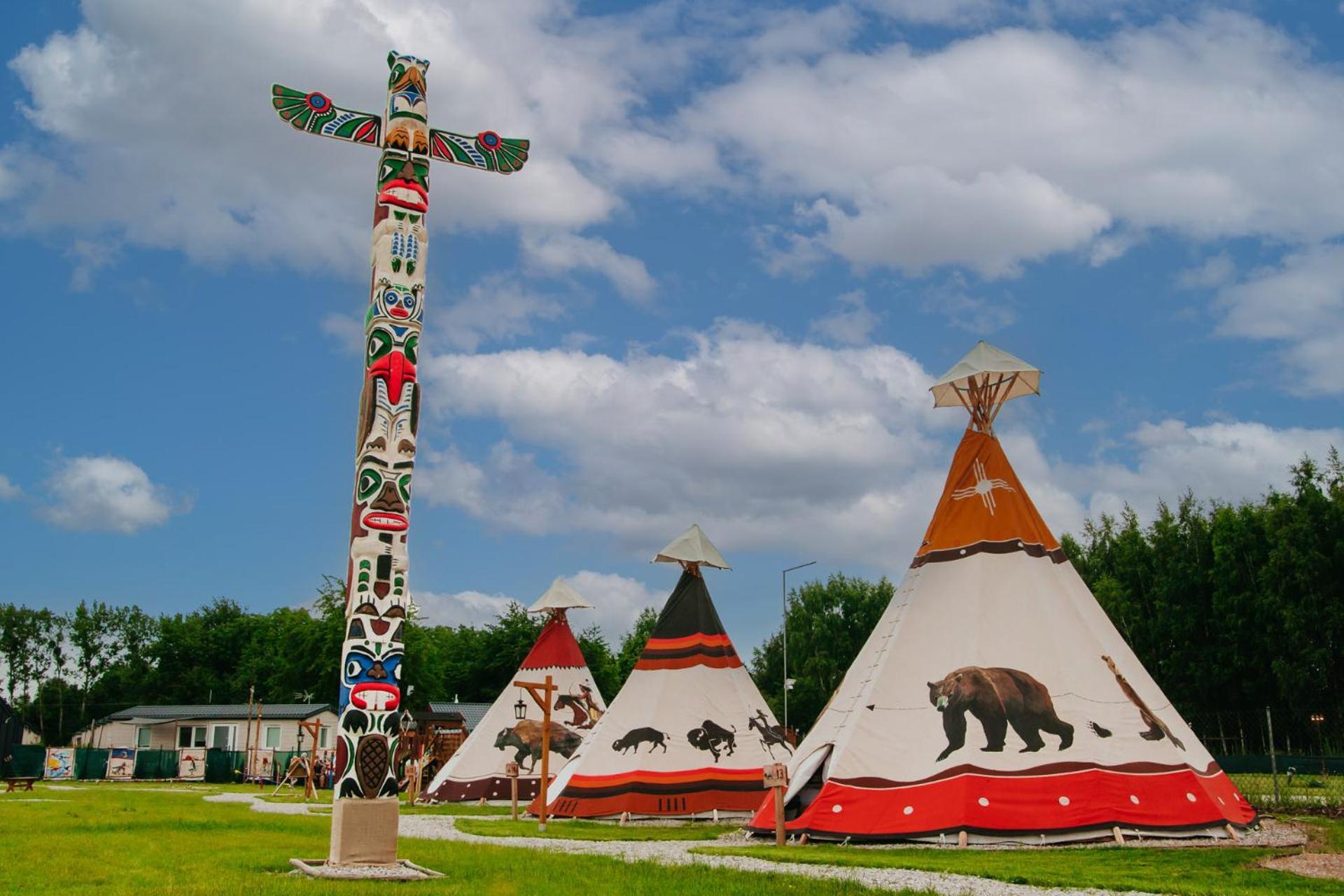 فندق Indiana Camp - 150 M Od Suntago Park Grabce-Towarzystwo المظهر الخارجي الصورة