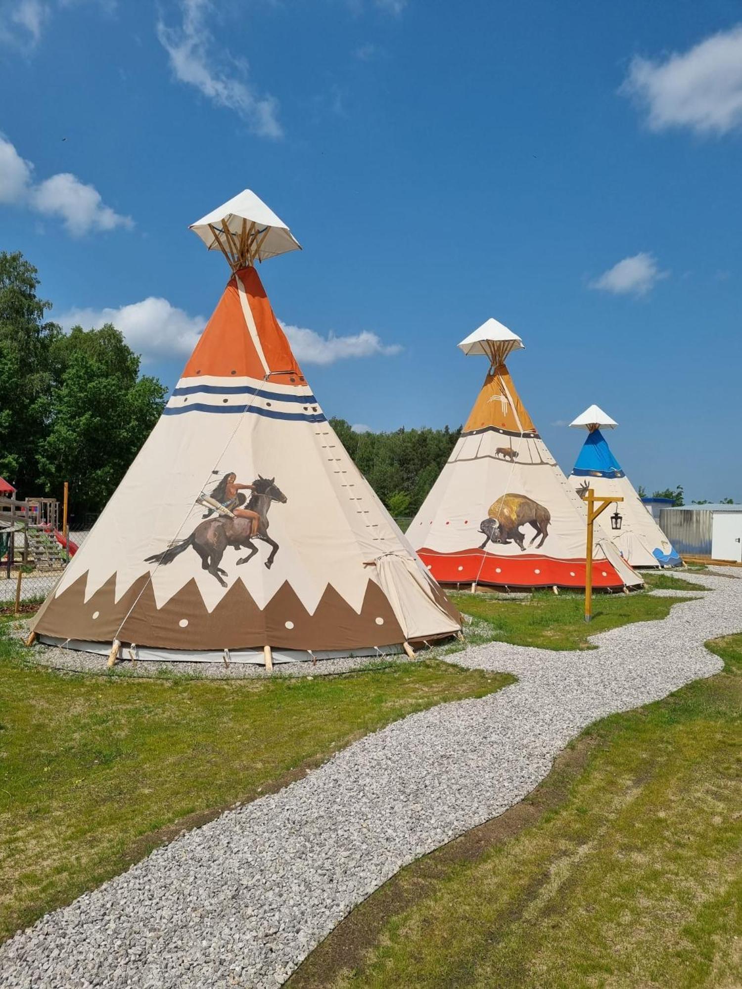 فندق Indiana Camp - 150 M Od Suntago Park Grabce-Towarzystwo المظهر الخارجي الصورة
