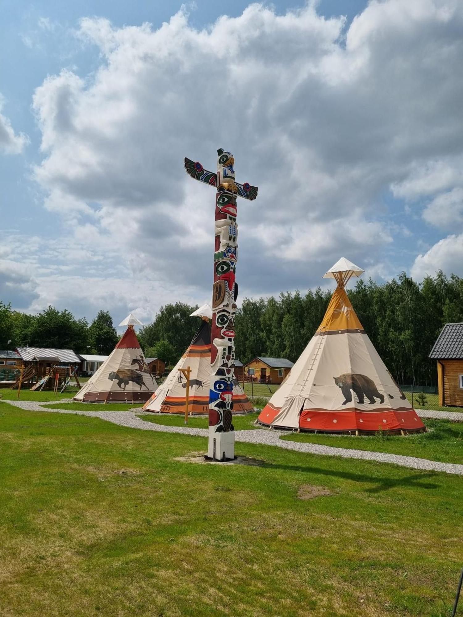فندق Indiana Camp - 150 M Od Suntago Park Grabce-Towarzystwo المظهر الخارجي الصورة