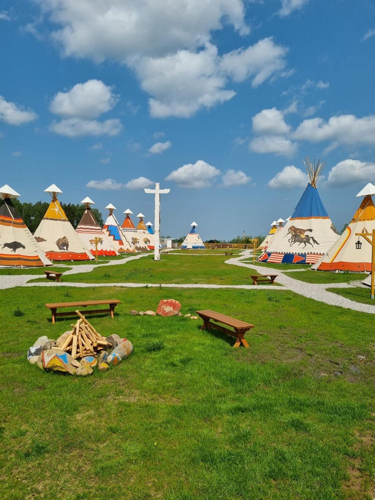 فندق Indiana Camp - 150 M Od Suntago Park Grabce-Towarzystwo المظهر الخارجي الصورة